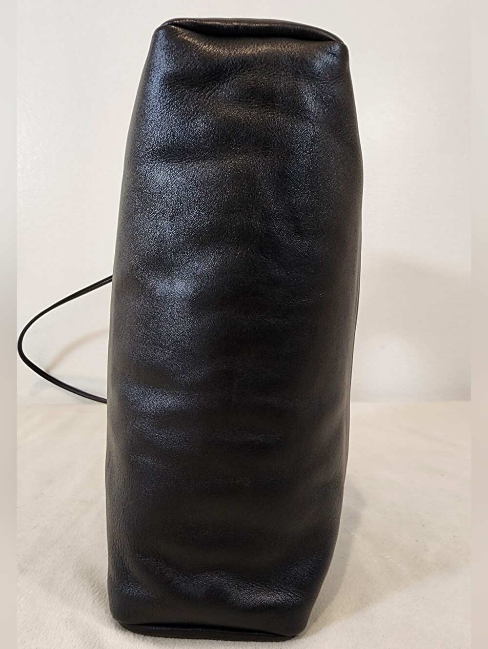 Chanel 31 Crinkled Calfskin Iridescent 2 Way - Picture 5 of 16